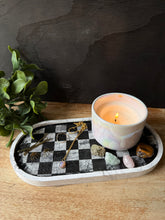 Load image into Gallery viewer, Checkered tray
