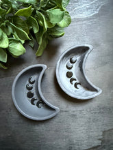 Load image into Gallery viewer, Mini moon phase tray