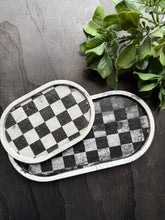Load image into Gallery viewer, Checkered tray