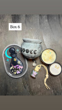 Load image into Gallery viewer, Pre made gift box