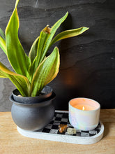 Load image into Gallery viewer, Checkered tray