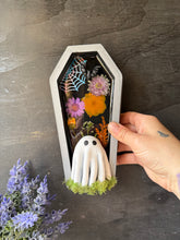 Load image into Gallery viewer, Ghost of the Midnight Garden