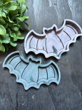 Load image into Gallery viewer, Marbled Bat tray