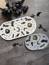 Load image into Gallery viewer, Bats and bones tray