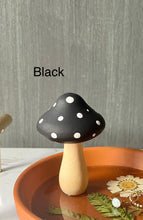 Load image into Gallery viewer, Willow mushroom hanging