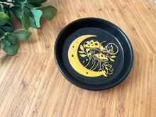 Load image into Gallery viewer, Moon and mushroom tray