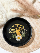 Load image into Gallery viewer, Flora mushroom tray