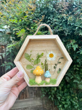 Load image into Gallery viewer, Pixie shadow box