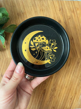 Load image into Gallery viewer, Moon and mushroom tray