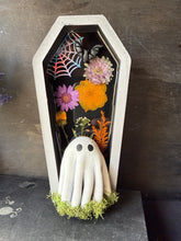Load image into Gallery viewer, Ghost of the Midnight Garden
