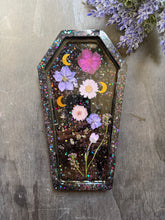 Load image into Gallery viewer, Moonshadow coffin
