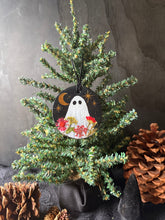 Load image into Gallery viewer, Yuletide Spirit Ornament
