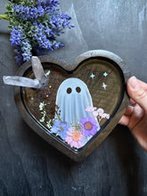 Load image into Gallery viewer, Haunted Heart Tray
