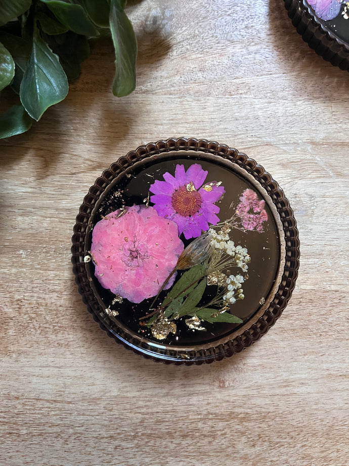 Dusky bloom tray