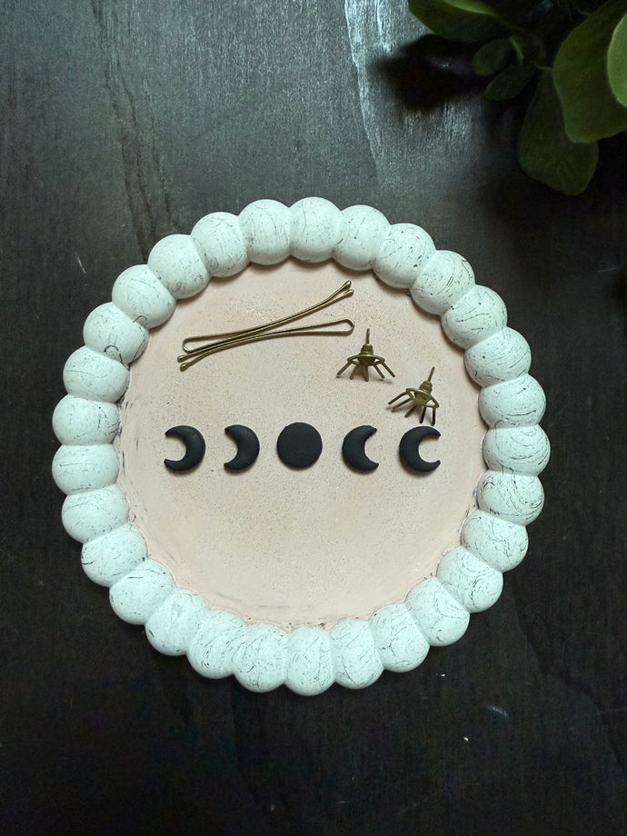 Moon phase bubble tray
