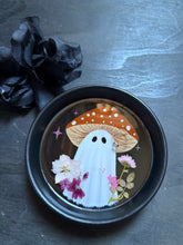 Load image into Gallery viewer, Spirit of the wildflower shroom
