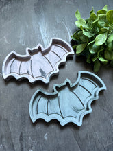 Load image into Gallery viewer, Marbled Bat tray

