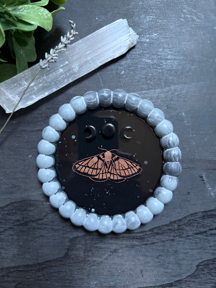 Gilded moth tray