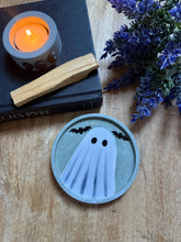 Load image into Gallery viewer, Spooky ring dish
