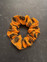 Load image into Gallery viewer, Halloween scrunchies
