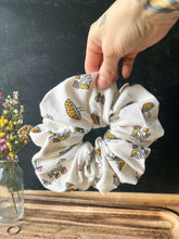 Load image into Gallery viewer, Mushroom scrunchie
