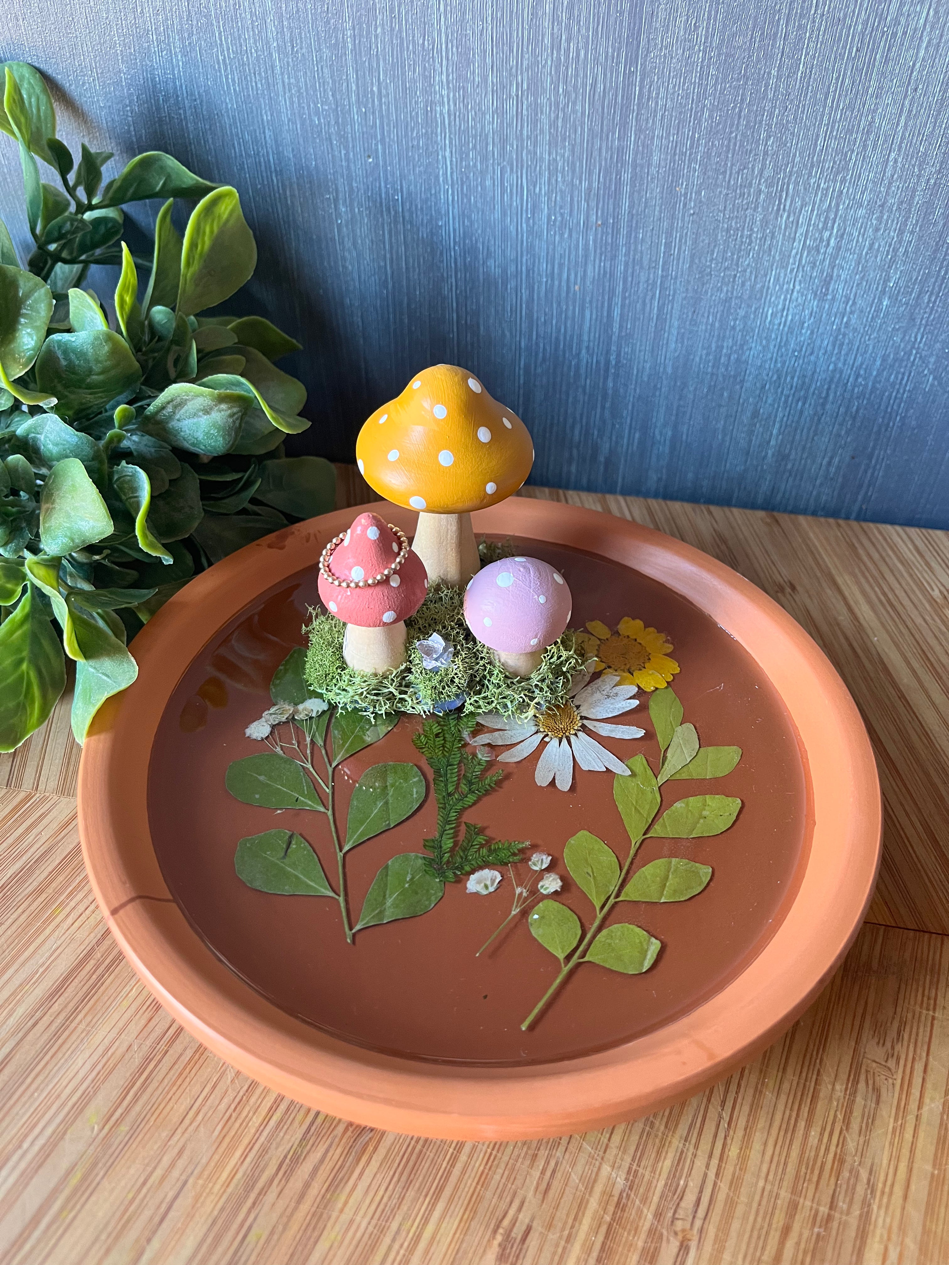Magnolia tray