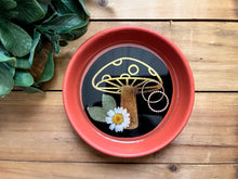 Load image into Gallery viewer, Flora mushroom tray

