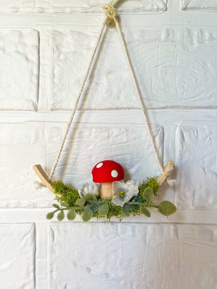 Mini mushroom hanging